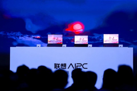 交钱做AI智能直播代理？我那打了水漂的9510块，还有那面刺眼的锦旗！